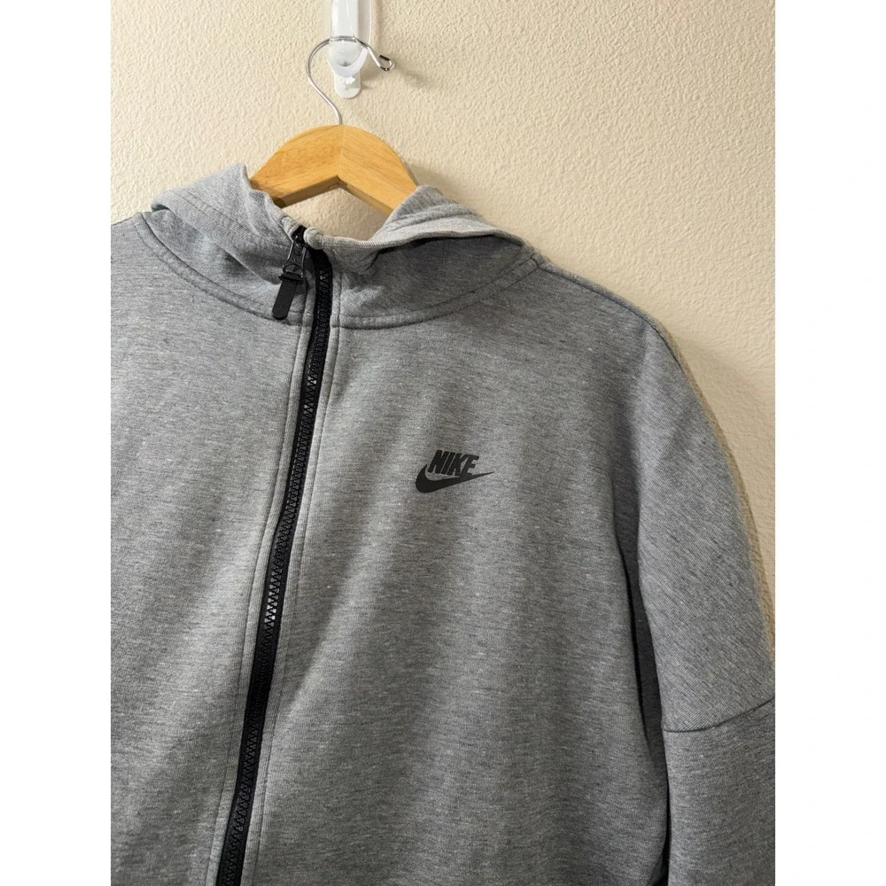 Women's Nike Tech Jacket Size Small